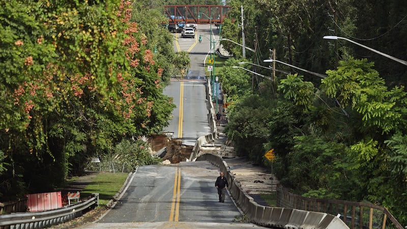 Un tramo de la calle Donnelly afectado por las inundaciones en Mount Dora, el 27 de octubre de...