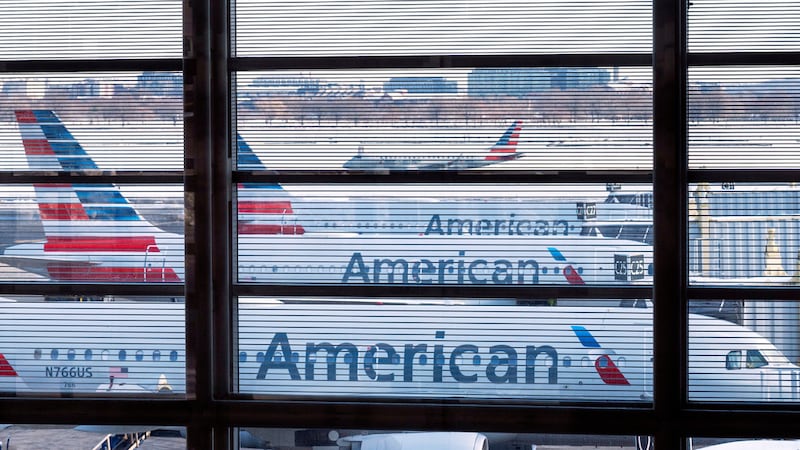 Aviones de American Airlines en la terminal del Aeropuerto Nacional Ronald Reagan, el 29 de...