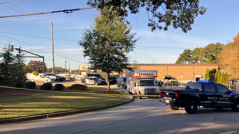 The center of the investigation appears to be around a U-Haul truck off off McLinden Avenue SE.