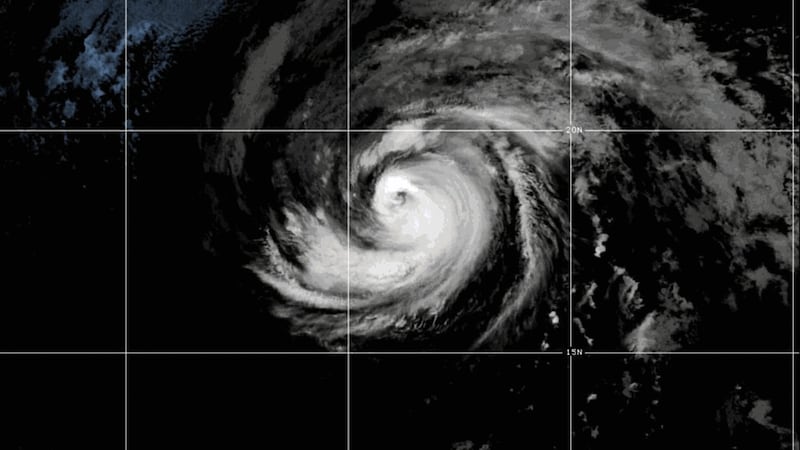 En esta imagen satelital distribuida por la NOAA tomada el 24 de julio de 2026, se muestra el...