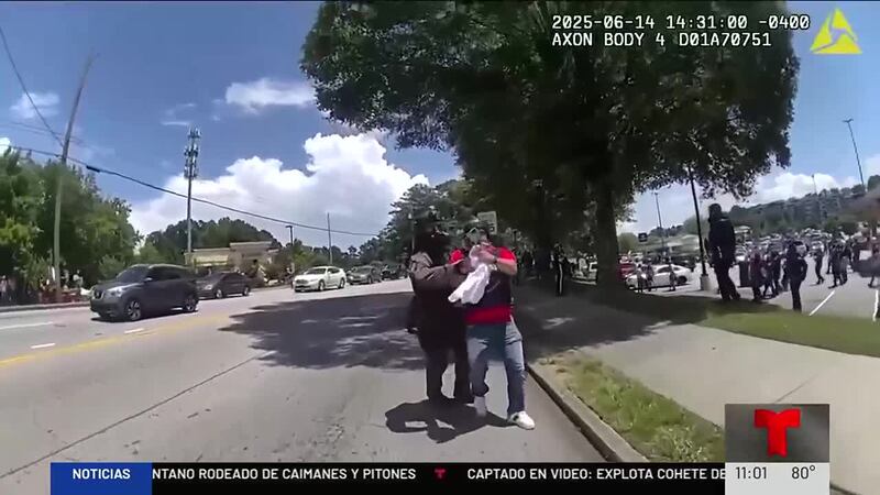 Autoridades federales dijeron que Mario Guevara pasó a custodia de ICE "porque entró...