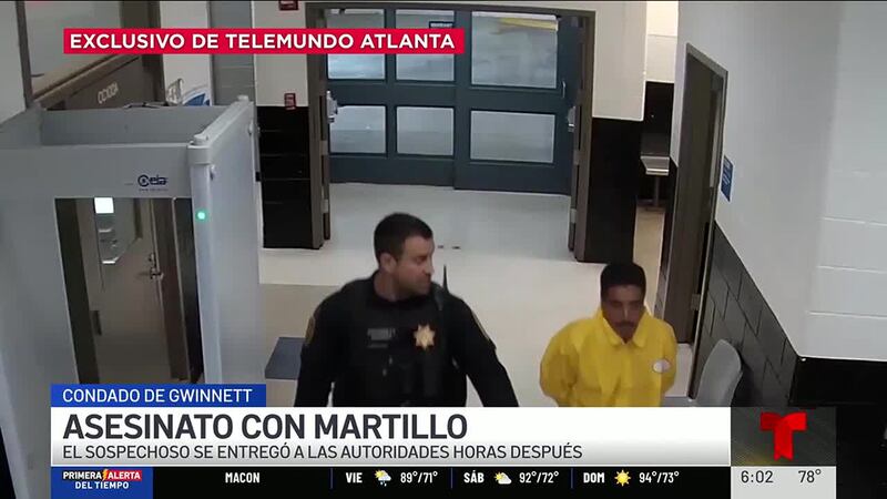 El sospechoso, identificado como Martín Montiel Moreno, se entregó a las autoridades y realizó...